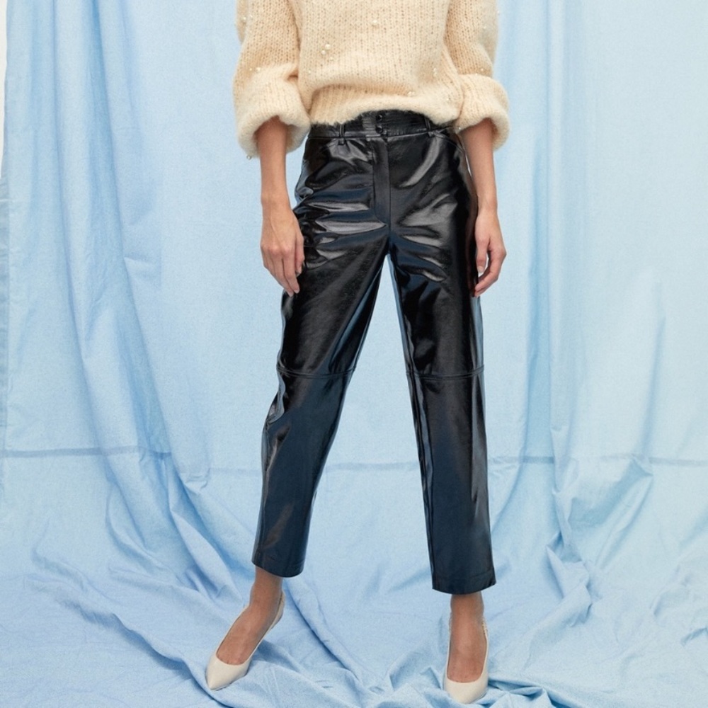 Aritzia leather pants